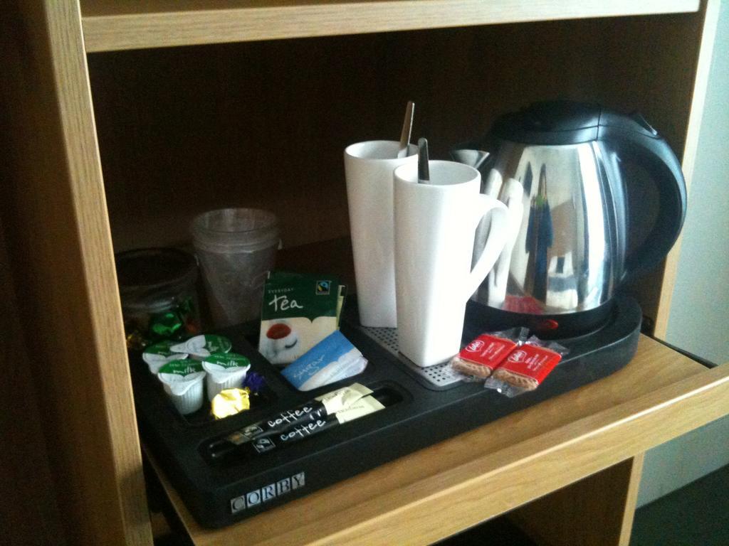 Five Mile Oxford Hotel Phòng bức ảnh